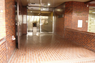 【エントランス】