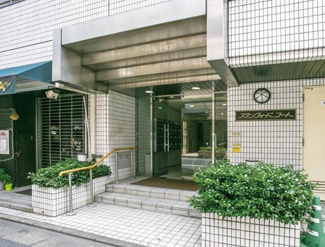 【エントランス】 | 新耐震基準マンション　外壁白タイル張り♪
