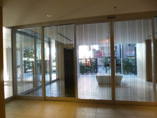 【エントランス】