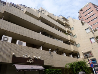 【外観】 | 中央線「西荻窪」駅徒歩１分！　家具付きマンション