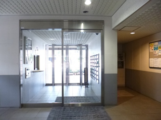 【エントランス】