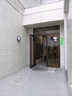 【エントランス】
