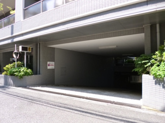 【その他共用部分】 | 駐車場出入口
