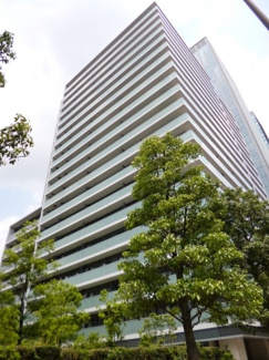 【外観】 | 24時間有人管理！安心のセキュリティ　西新宿駅徒歩6分