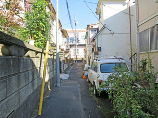 【前面道路含む現地写真】