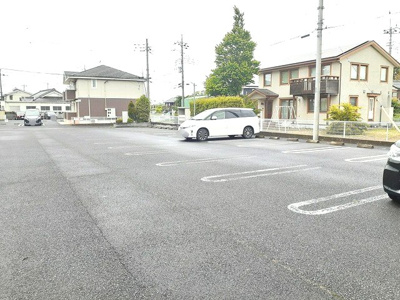 【駐車場】 | エンブレムＦ