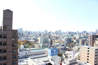 【展望】 | 最上階からの眺望は開放的です。
