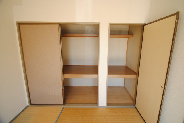 レイクヒルKASAの収納|同タイプ別室（イメージ画像）