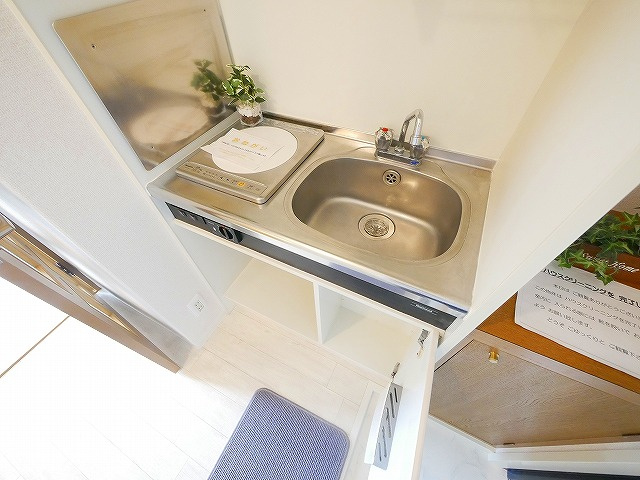 シャトー・ドゥ・クリヨンのキッチン