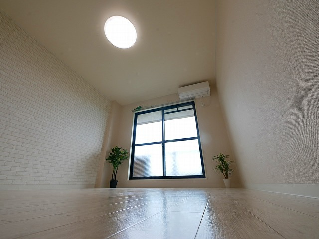 シャトー・ドゥ・クリヨンの洋室