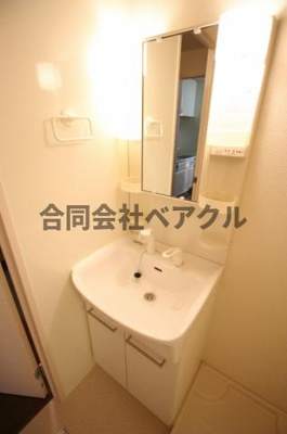 【洗面所】 | ホルツ | ゆったりとスペースのある洗面所