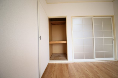 【収納】 | アーバイン大越A棟 | 洋室（収納）