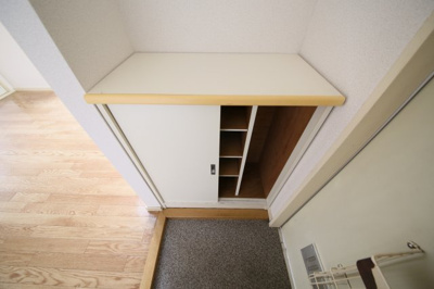 【玄関】 | アーバイン大越A棟 | シューズボックス