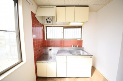 【キッチン】 | アーバイン大越A棟 | キッチン（1）