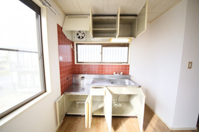 【キッチン】 | アーバイン大越A棟 | キッチン（2）