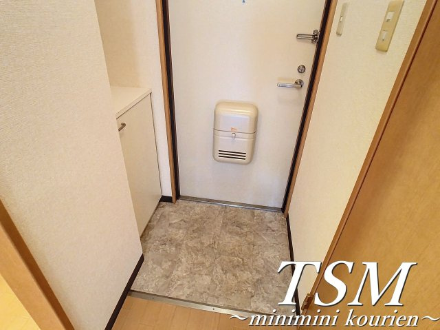 Ｍ’プラザ 香里弐番館の玄関