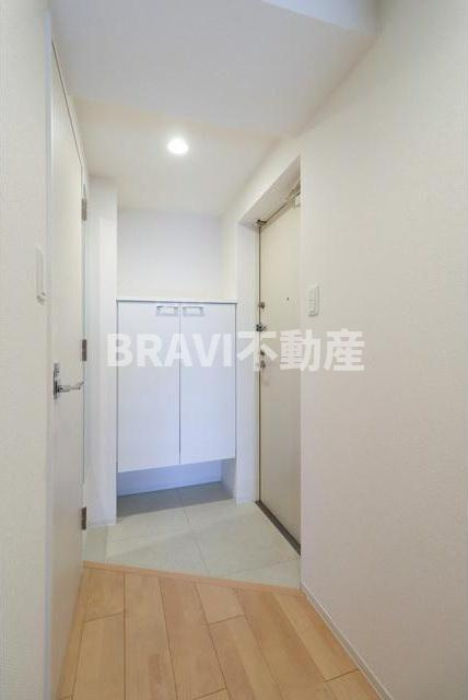 SERENiTE堺筋本町SUD（セレニテサカイスジホンマチエスユーディー）　BRAVI不動産の玄関|【SERENiTE堺筋本町SUD】