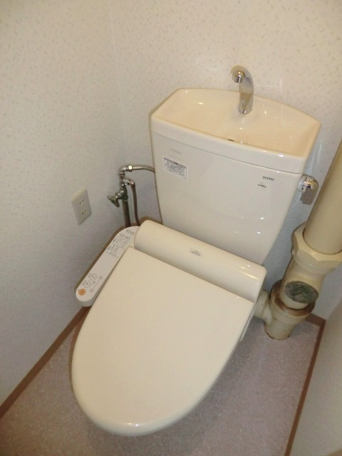 エバービューハイツのトイレ|ウォシュレット