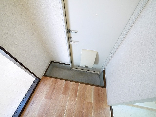 エクセルハイツ　Ｂ棟の玄関|落ち着いた玄関です