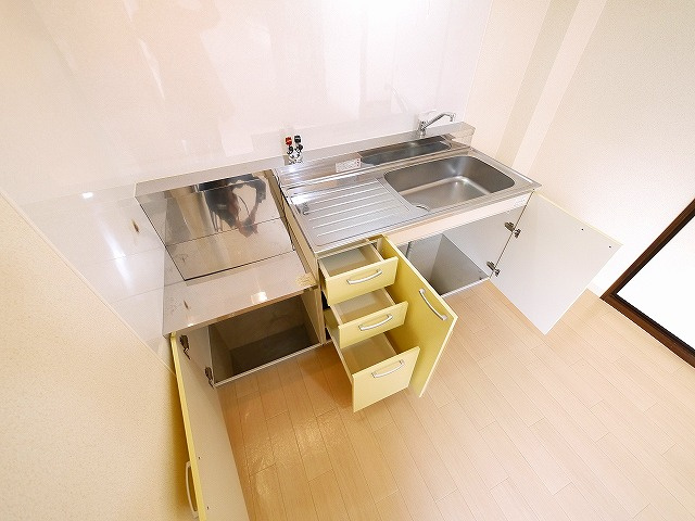 エクセルハイツ　Ｂ棟のキッチン|使いやすいキッチンです