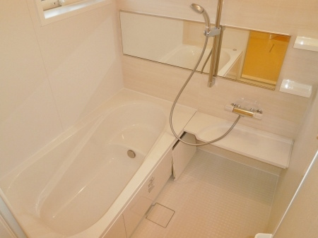 クレインヒルズの浴室