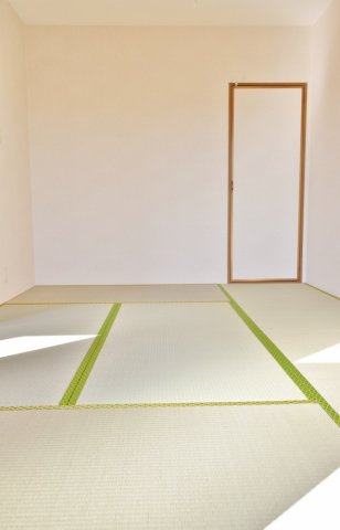 ロイヤルコート鷲巣壱番館の和室