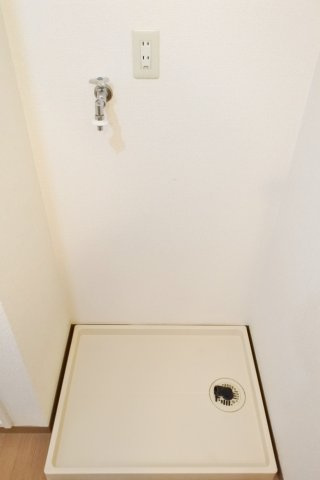 ロイヤルコート鷲巣壱番館の洗面所