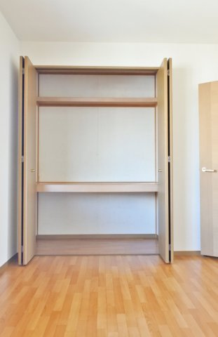 ロイヤルコート鷲巣壱番館の収納