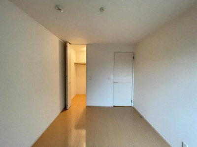 【洋室】 | ロイヤルガーデン永田 D棟