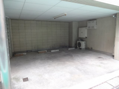 【駐車場】 | エステ北上野