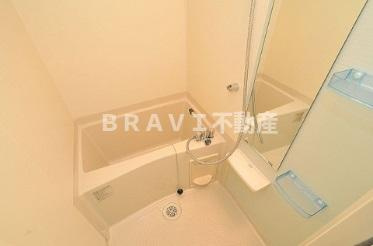 プライムアーバン御堂筋本町　BRAVI不動産の浴室|【プライムアーバン御堂筋本町】きれいなお風呂です