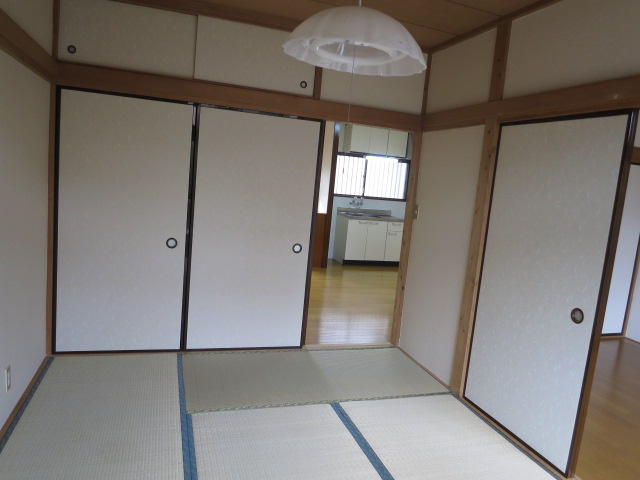 明治コーポの和室