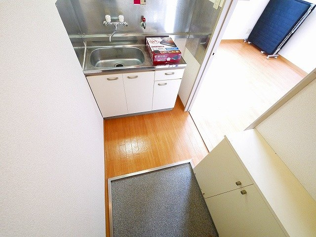 コーポ諏訪柳町の玄関|きれいな玄関です