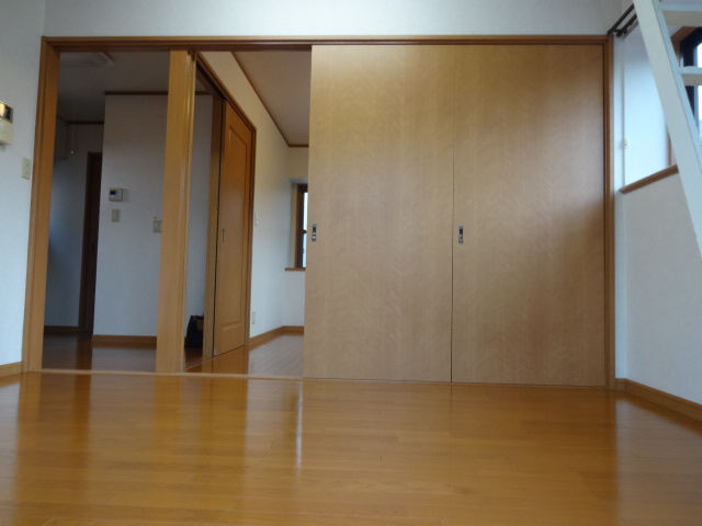 カーサ・OGIの洋室