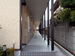 【エントランス】 | オズメゾン