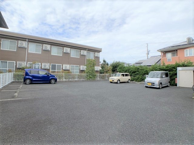 サンテラスＰｉｘｙの駐車場