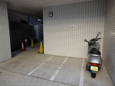 【その他共用部分】 | カスタリア北上野 | バイク置き場
