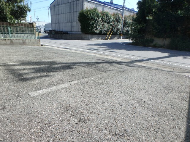 クリスティ飛鳥の駐車場