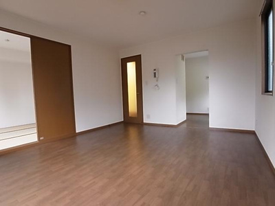 【居間・リビング】 | サニーガーデン須磨Ｂ