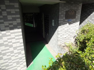 【エントランス】