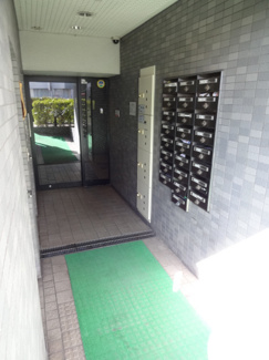 【エントランス】