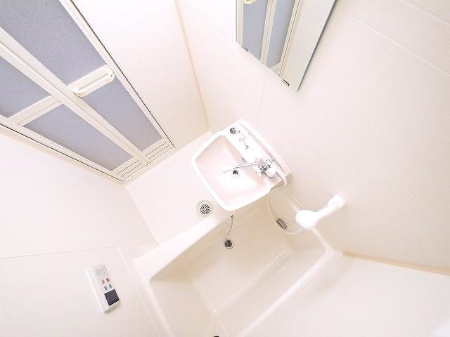 グリーンヒルズ・Fの浴室|落ち着いた空間のお風呂です