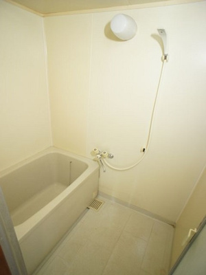 【浴室】 | グリーンガーデンNo.6 | 浴室になります。