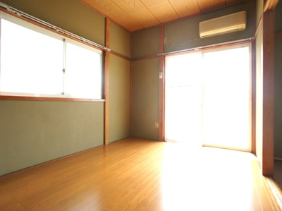 【居間・リビング】 | グリーンガーデンNo.6 | 収納があります♪