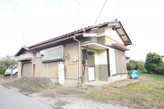 【外観】 | ＬハウスⅡ | 閑静な住宅地に立地