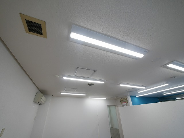 正木ビルの内装