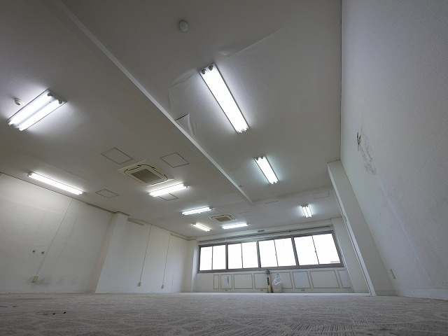 正木ビルの内装