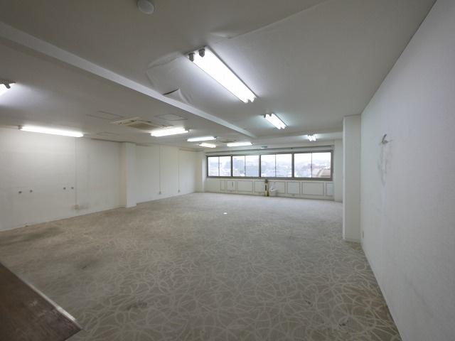 正木ビルの内装