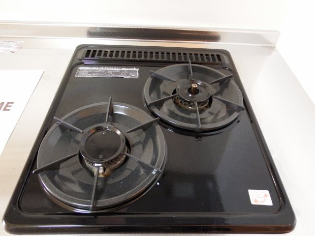 ESTRONDEのキッチン|２口ガスコンロ！