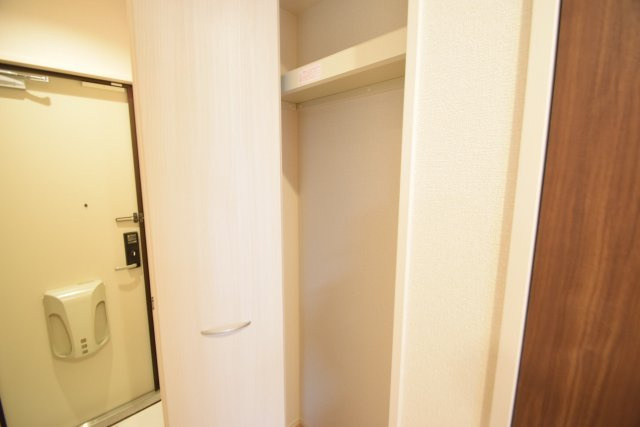 リヴェールＢの玄関|玄関収納